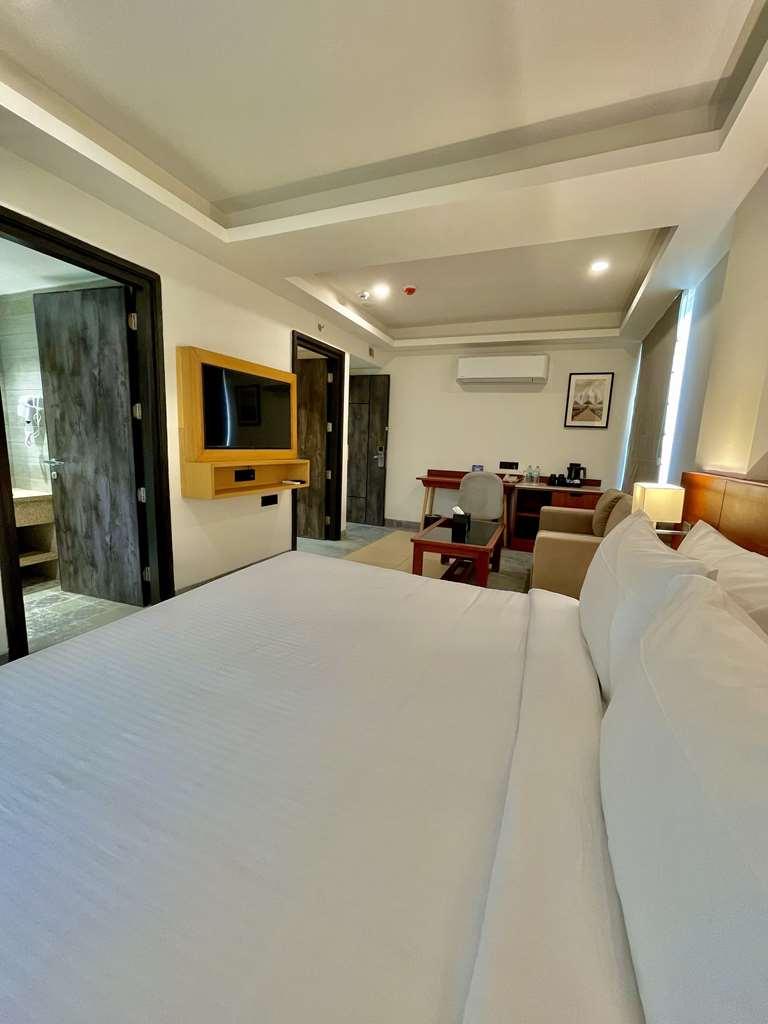 Best Western Maharani Bagh Új-Delhi Szoba fotó